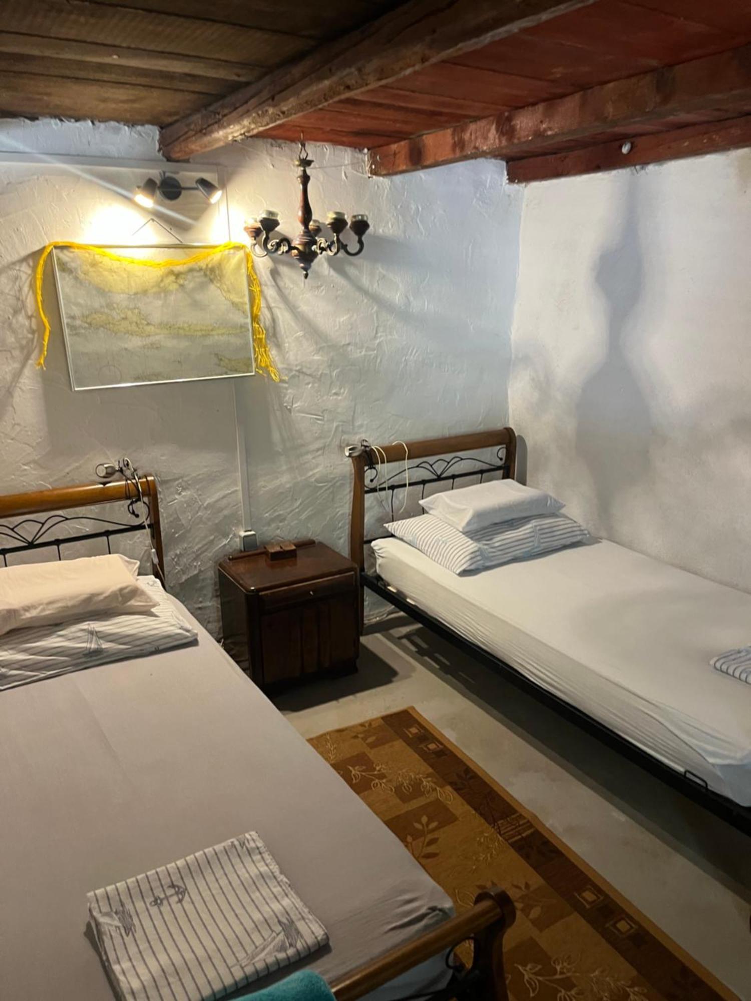 Holiday Home Stiniva วิส ภายนอก รูปภาพ